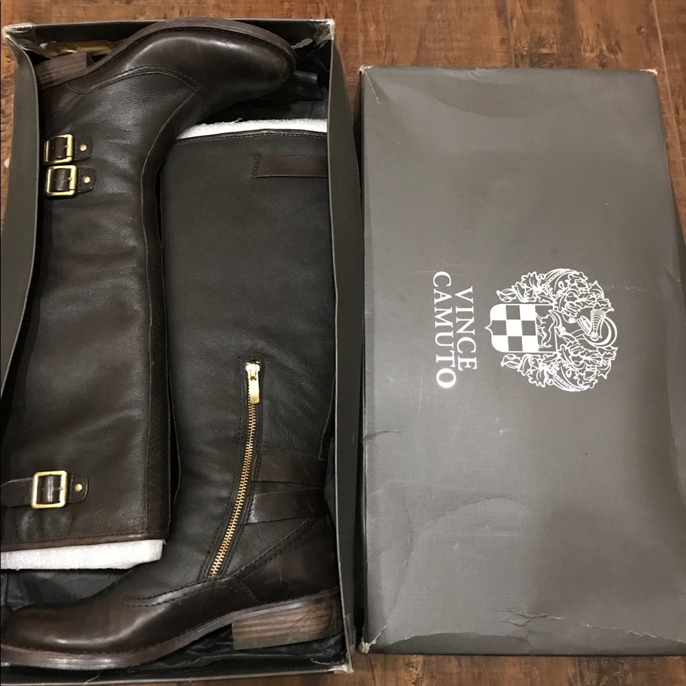 Vince Camuto Riding Boots with fur lining Size 7.5