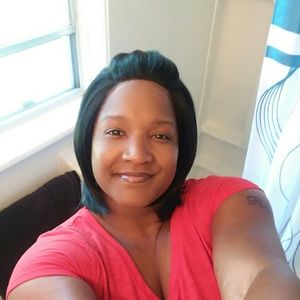 Meet your Posher, Rhonda