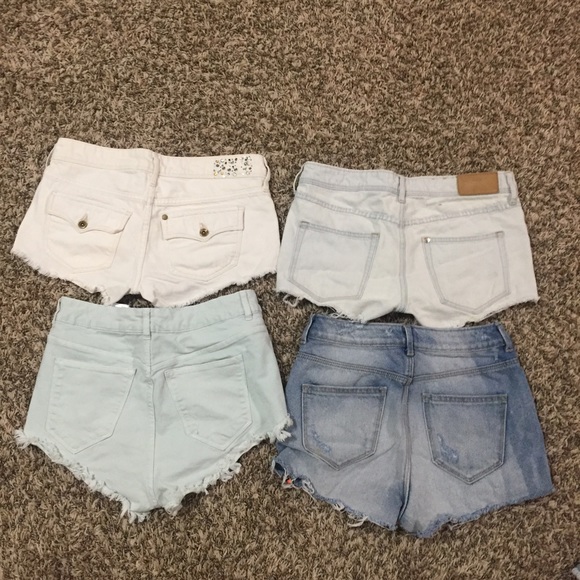 Bundle of 4 jean shorts - Picture 2 of 4