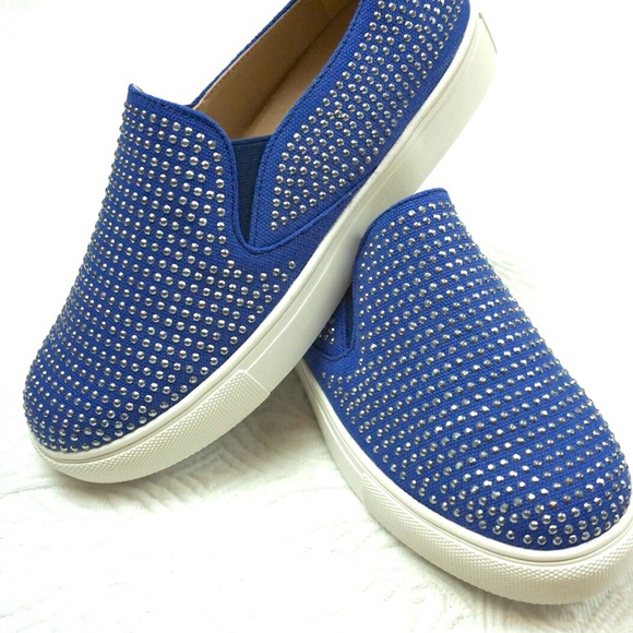 Wanted Shoes - Sz 8 NEW in Box Embellished kicks