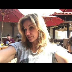 Meet your Posher, Alison