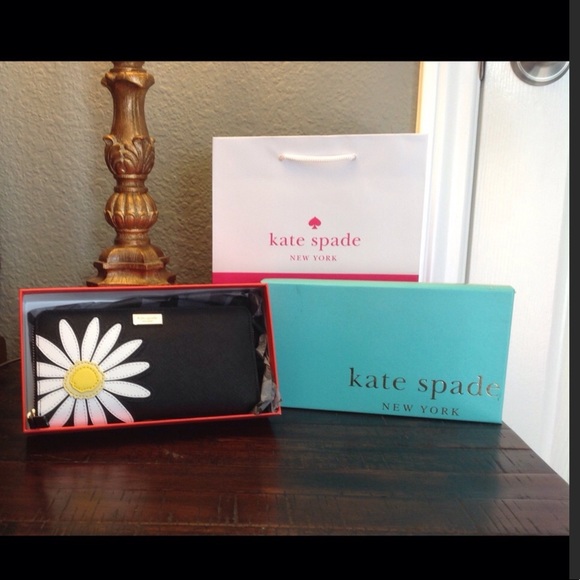 Kate Spade Original Neda Wallet 37 kate spade handbags kate spade neda wallet Kate Spade Original Neda Wallet 37 kate spade handbags kate spade neda wallet