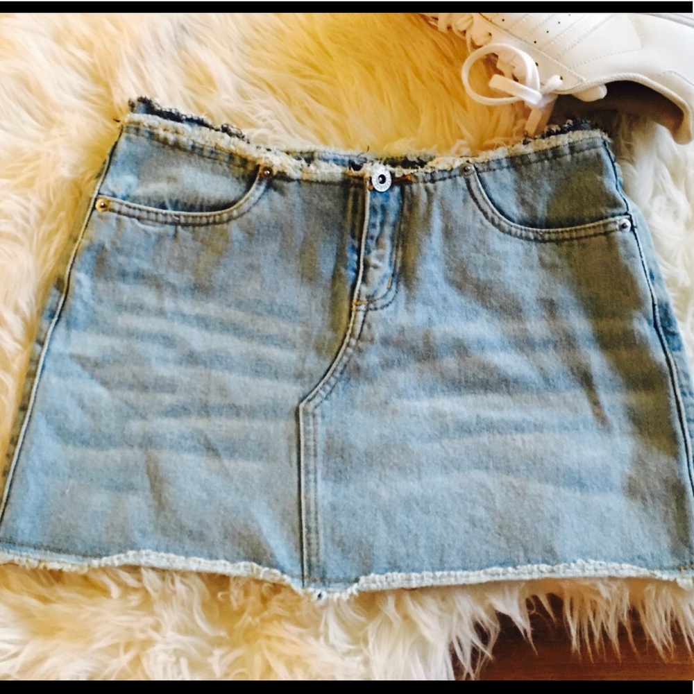 BUFFALO DENIM CUT OFF SKIRT SZ 26
