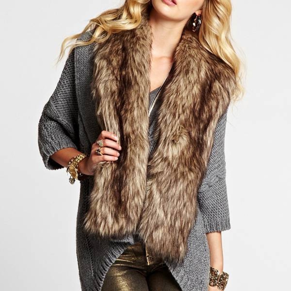 Guess oversized Fur sweater