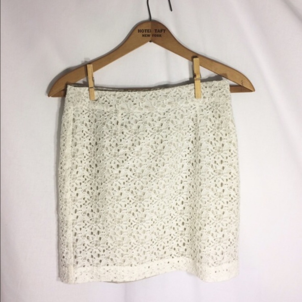 Ann Taylor White Skirt.