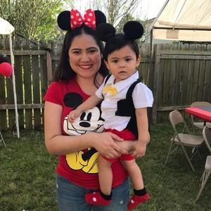 Meet your Posher, Anahi