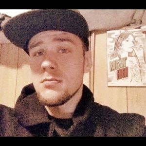 Meet your Posher, Christian