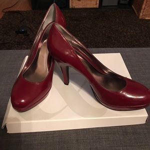 Beautiful ruby red heels. Size 8 . Alfani brand