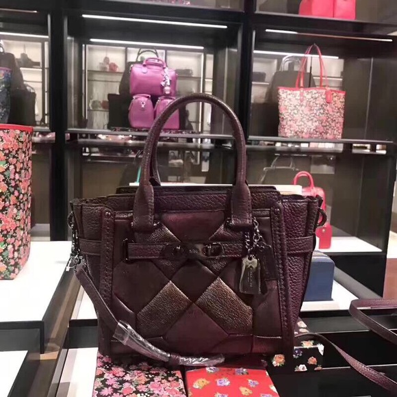 Coach swagger 21 for sale，free shipping - Picture 1 of 4