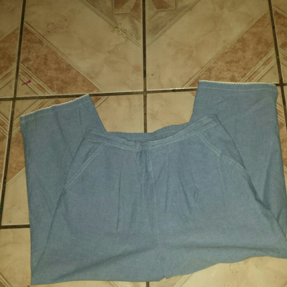 Vintage bluish grey pants/ long capr. Size smalll.