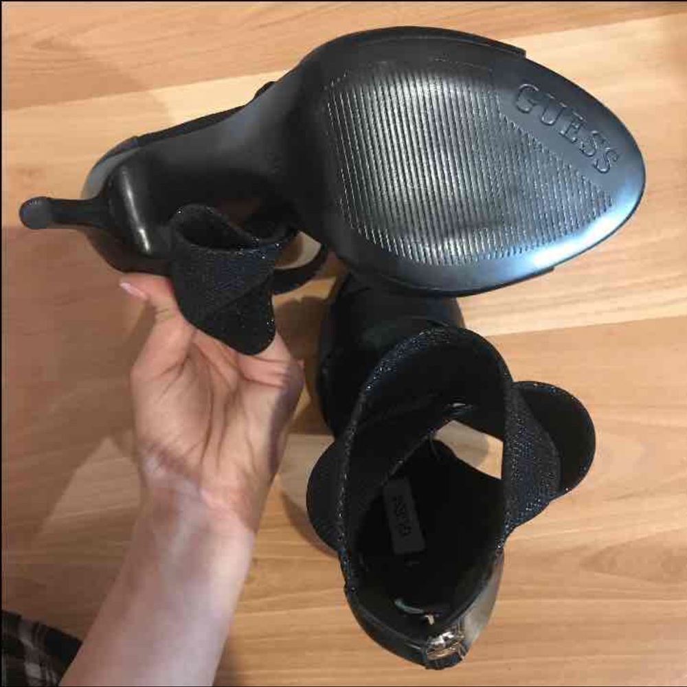 GUESS HEELS 👠 - Picture 4 of 4