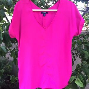 Hot Pink Top🌸