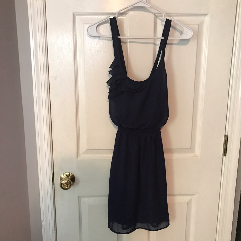 blue dress