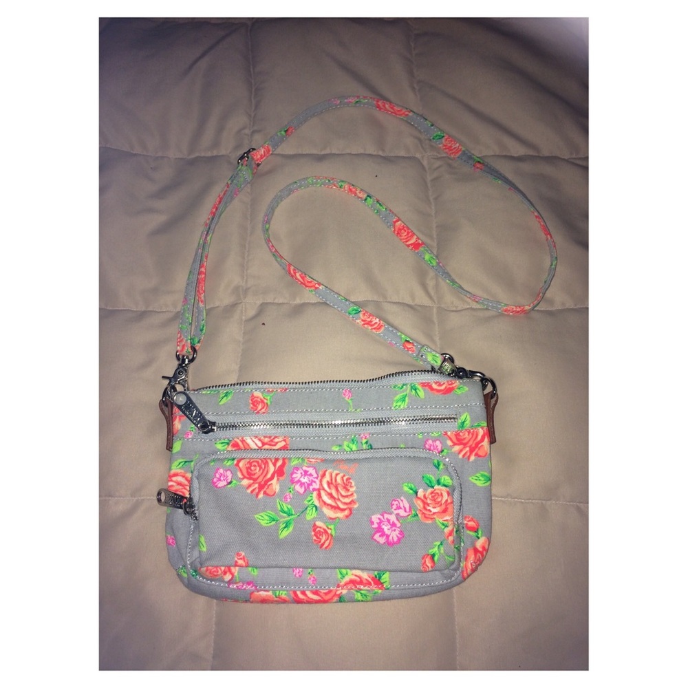 ✨VS PINK Small Crossbody✨