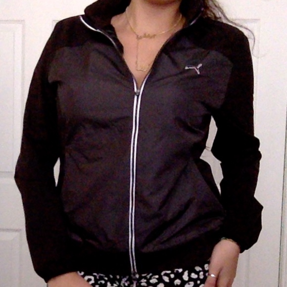 BRAND NEW puma weatherproof jacket - Picture 3 of 7