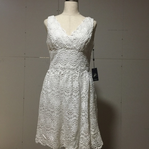 Adrianna Papell guipur dress - Picture 3 of 6