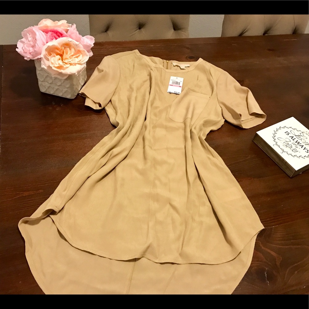 🆕MK blouse with front pockets..