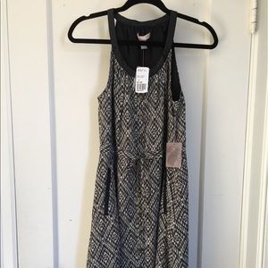 Brand new dress with pockets