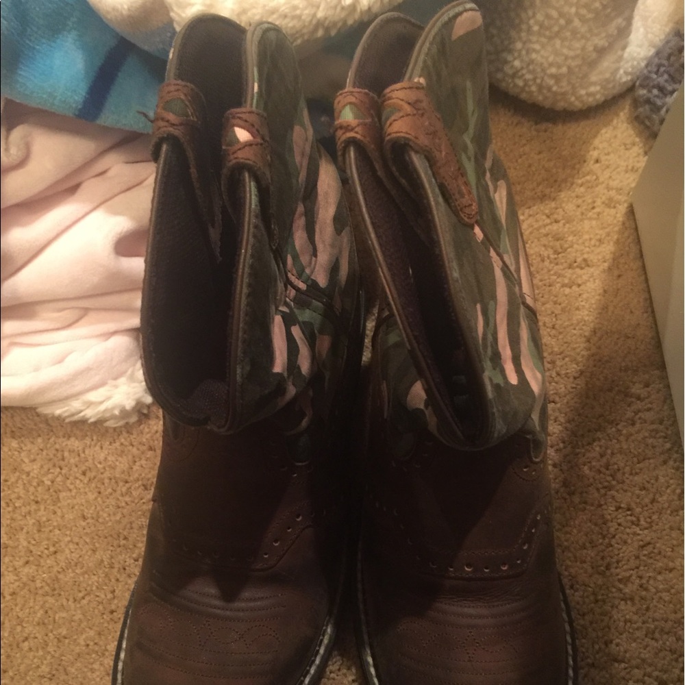 Size 91/2 justin boots