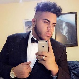 Meet your Posher, Emmanuel