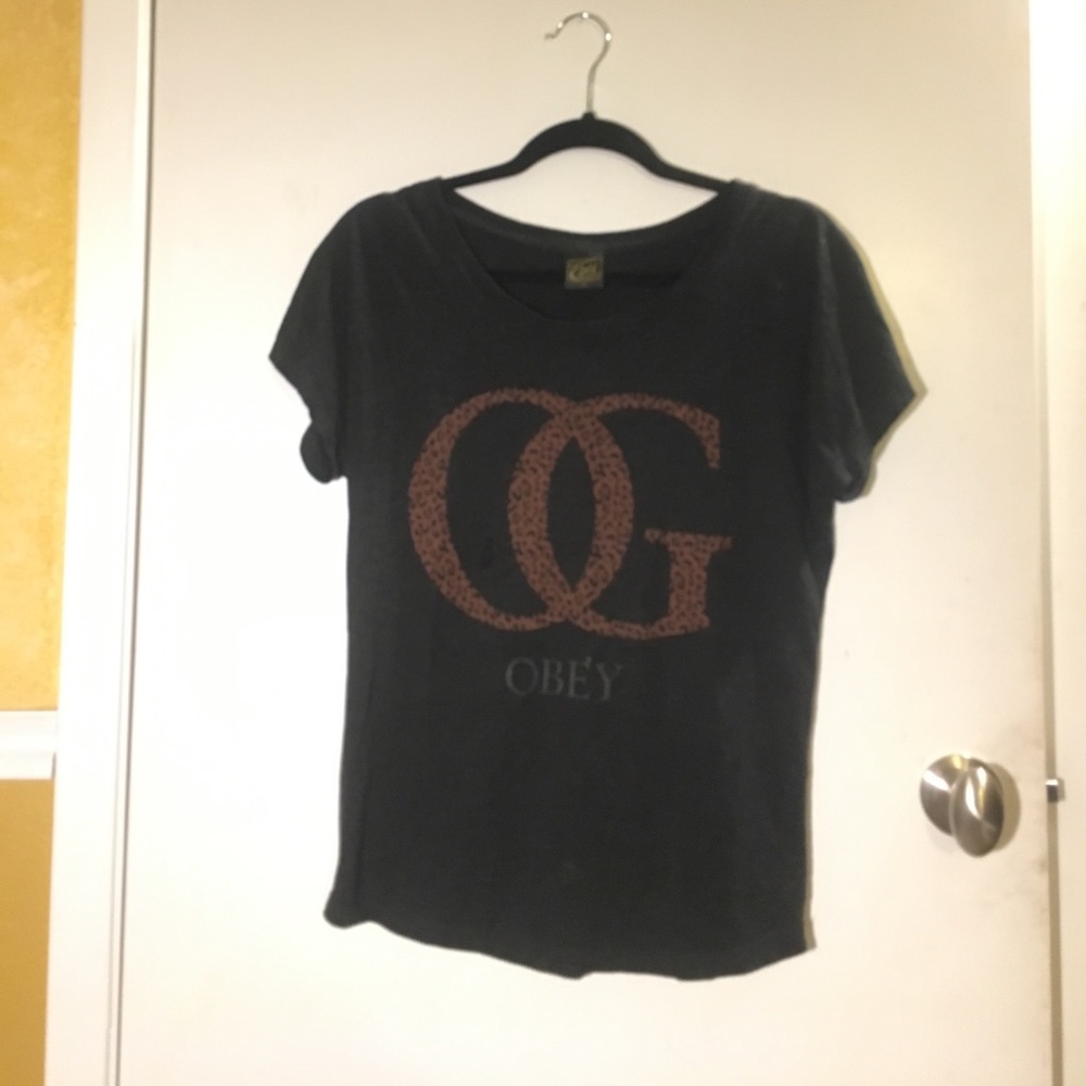 Short sleeve Obey shirt