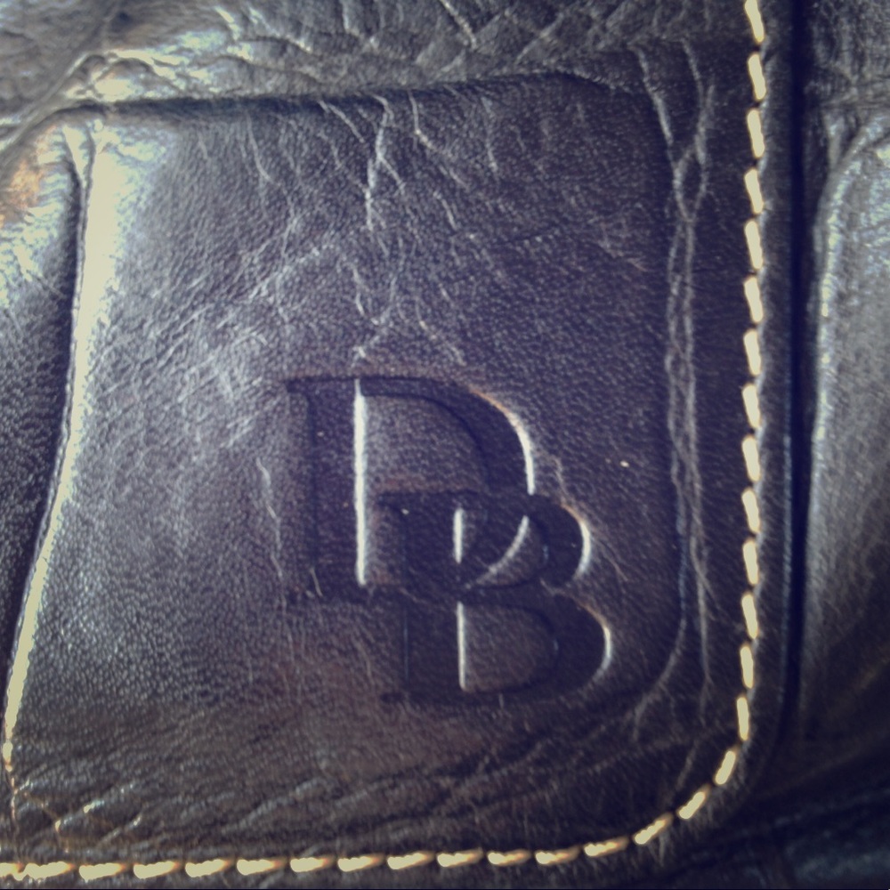 Dooney And Bourke Shoulder Bag