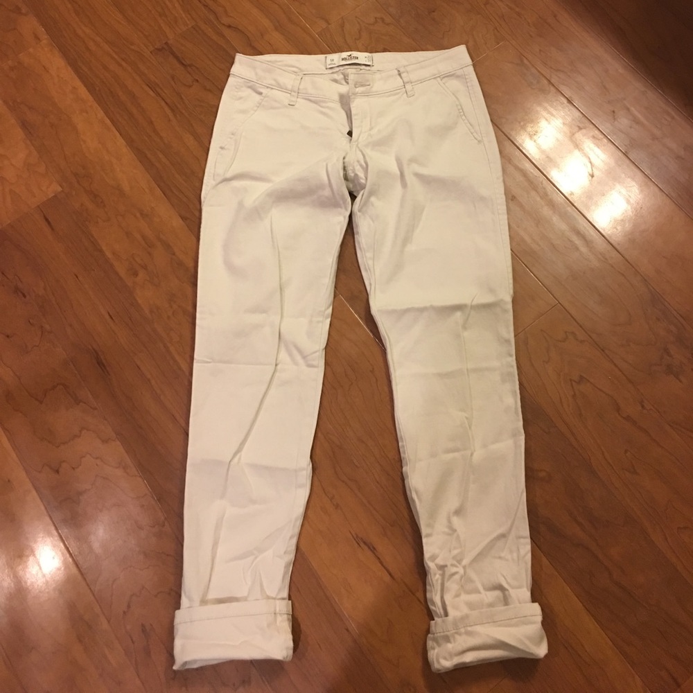 Hollister chinos