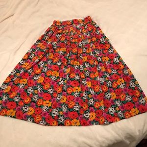 Gorgeous vintage midi skirt