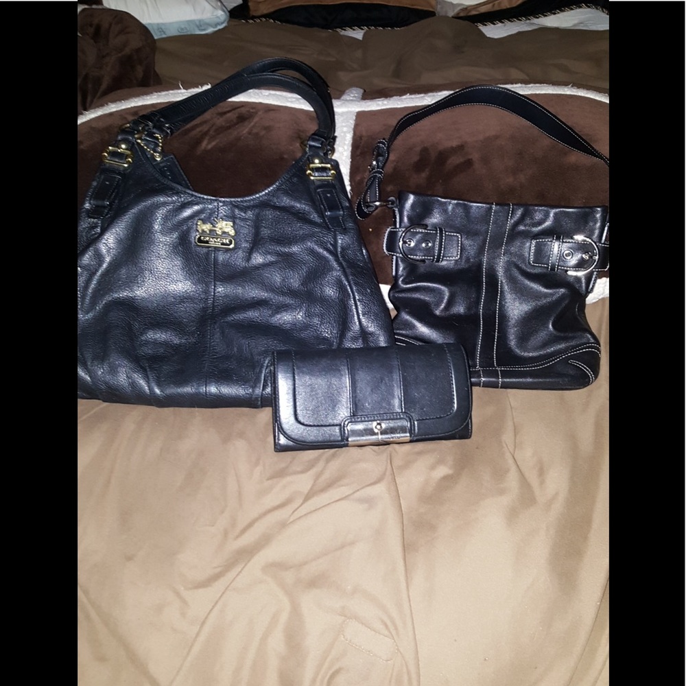 Genuine coach set