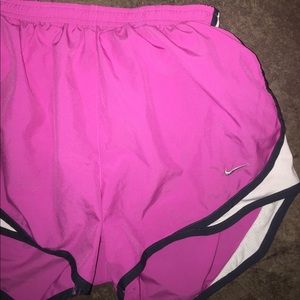 BRAND NEW NIKE SHORTS