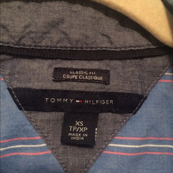 REDUCED Tommy Hilfiger button down shirt. - Picture 2 of 3