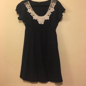 Navy Tunic with white Lace detail NWOT
