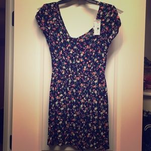 LA Hearts floral dress ✨BRAND NEW✨