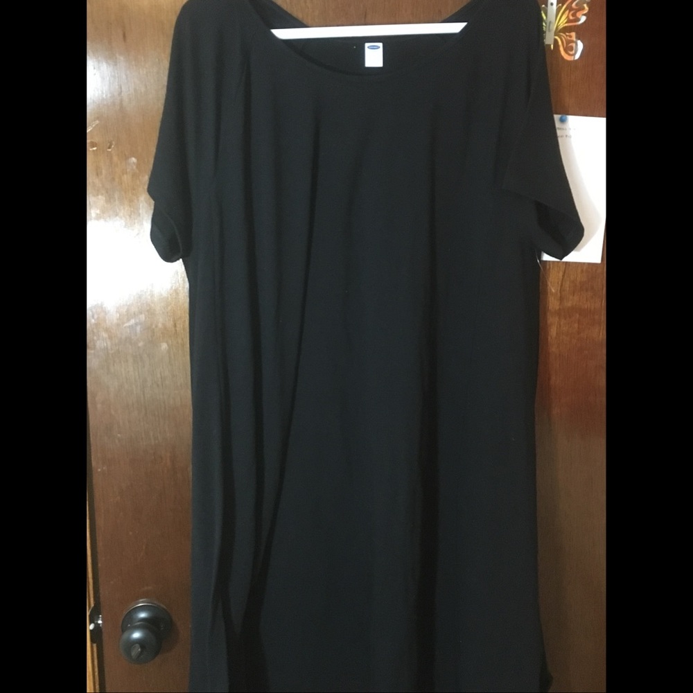 Black old navy tunic