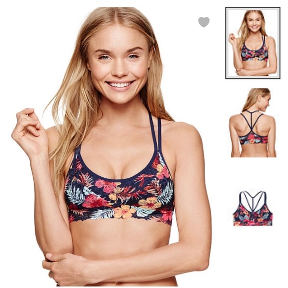 Victoria's Secret PINK Bralette & Panty Set - Picture 4 of 5