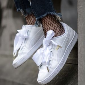 Puma basket heart ribbon shoes