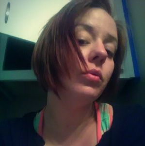 Meet your Posher, Abbie