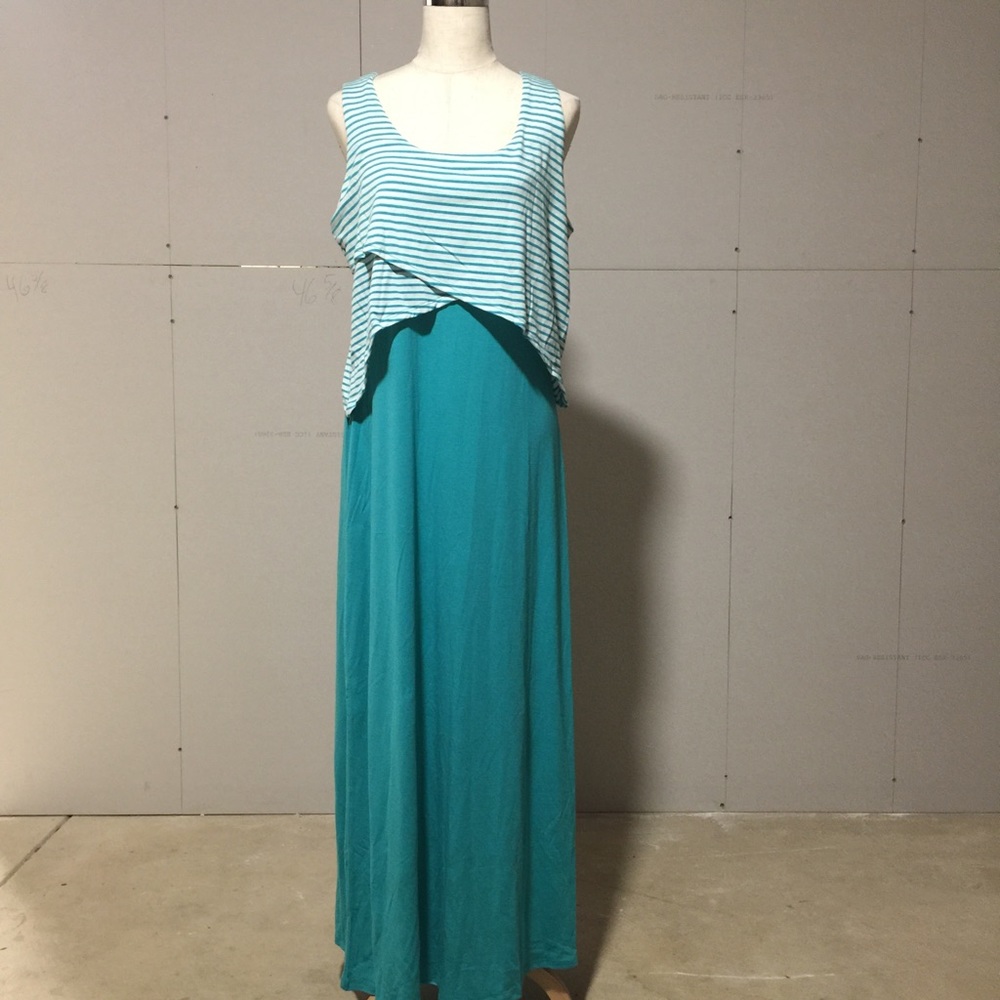 NWOT Allison Brittney maxi dress size L
