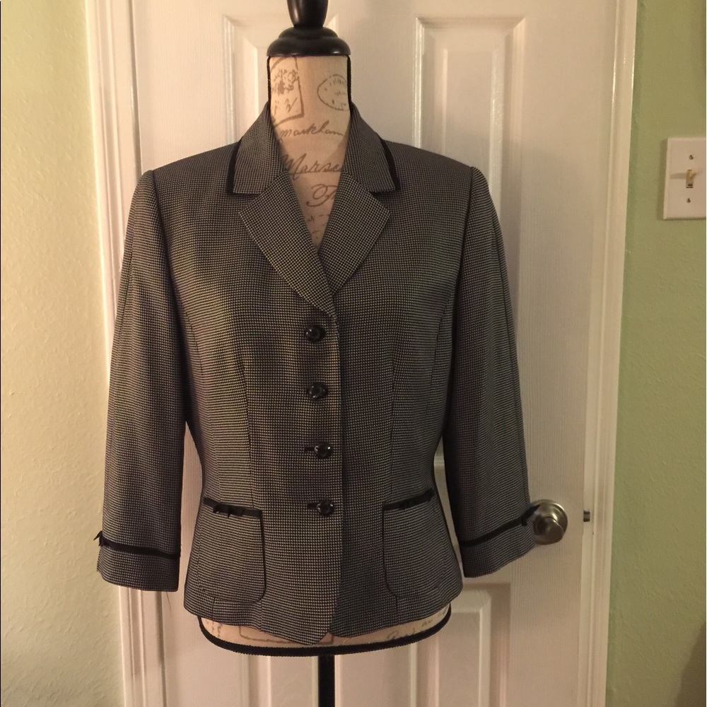 Black Blazer