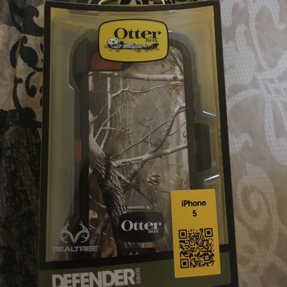 Iphone5 camouflage otter box