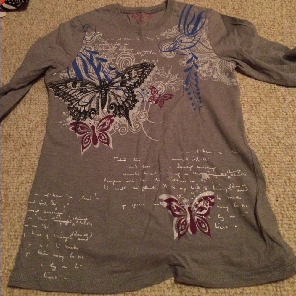 Girl's gray long sleeve tee. Total Girl brand.