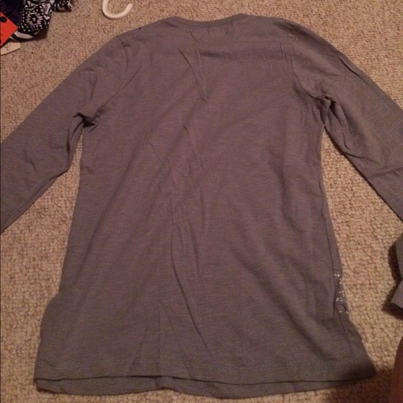 Girl's gray long sleeve tee. Total Girl brand. - Picture 3 of 4