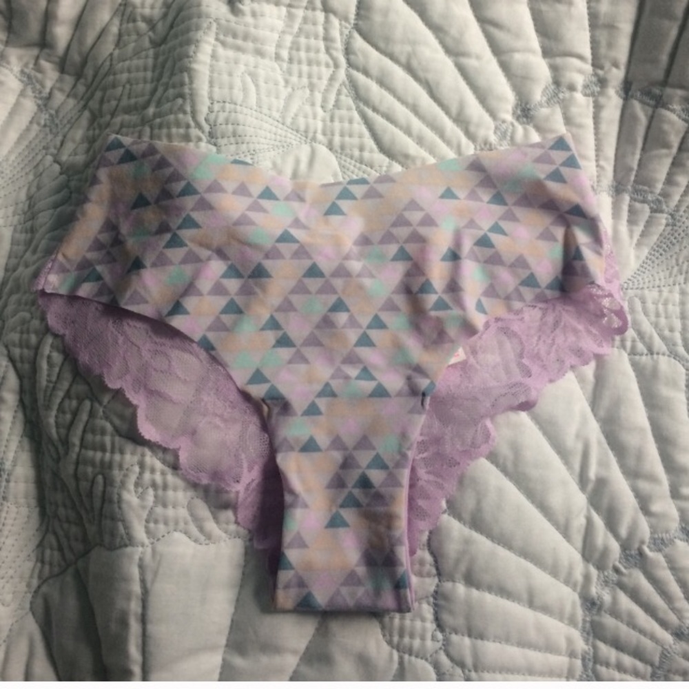 BUNDLE