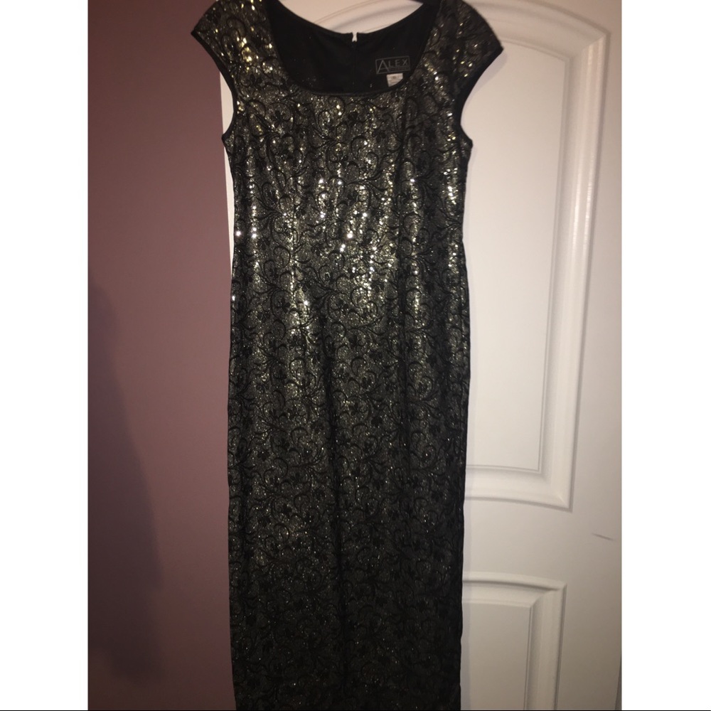 Mother of bride/groom dress- (or best offer)