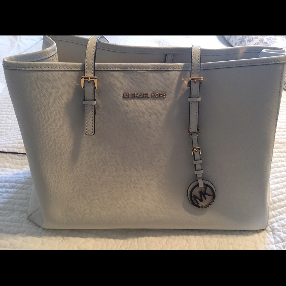 Micheal kors purse