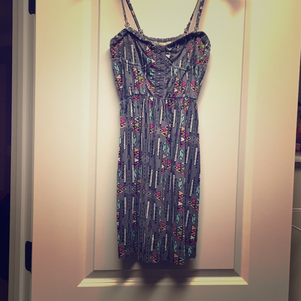 🔥BillaBong dress with removable straps🔥