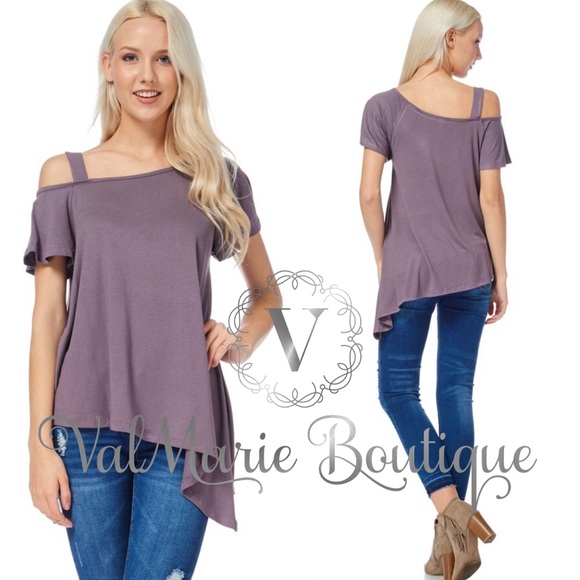 📍CLEARANCE 📍Purple one cold shoulder top - Picture 2 of 3