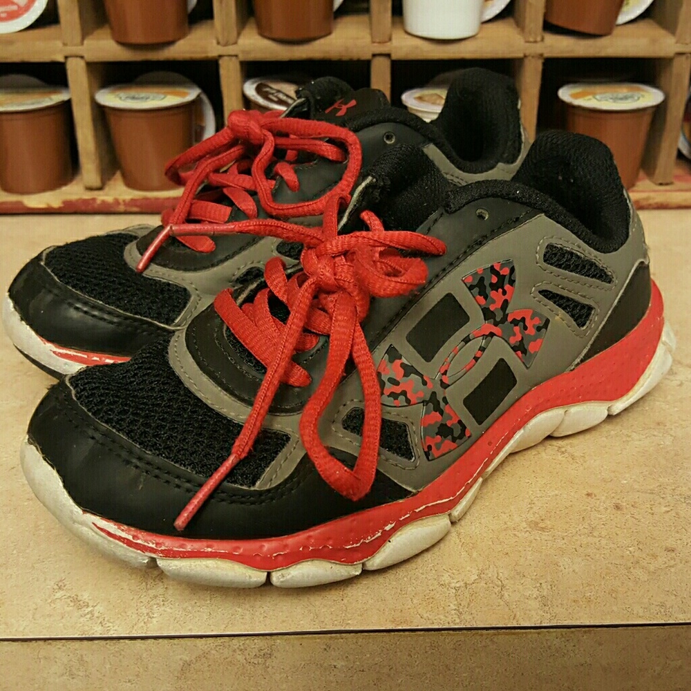 Boys Under Armour Shoes