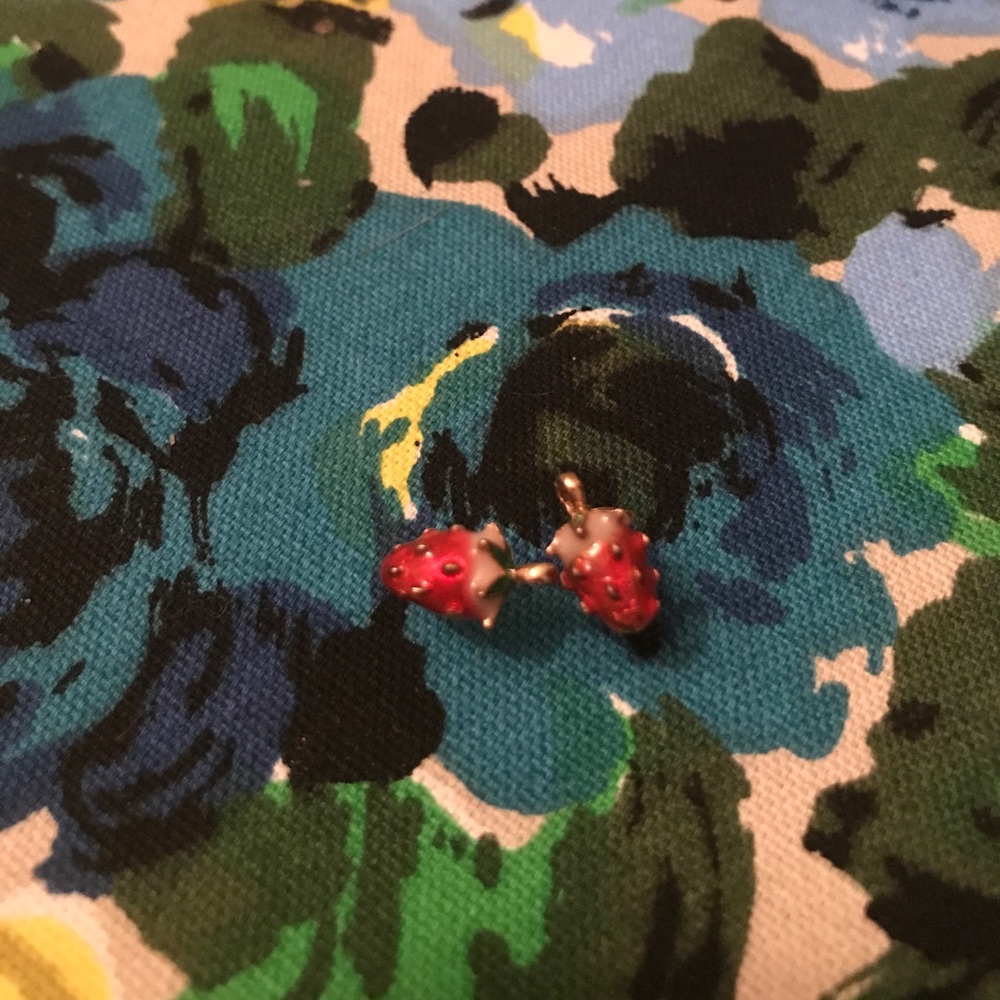 Adorable tiny strawberry earrings! Never worn!