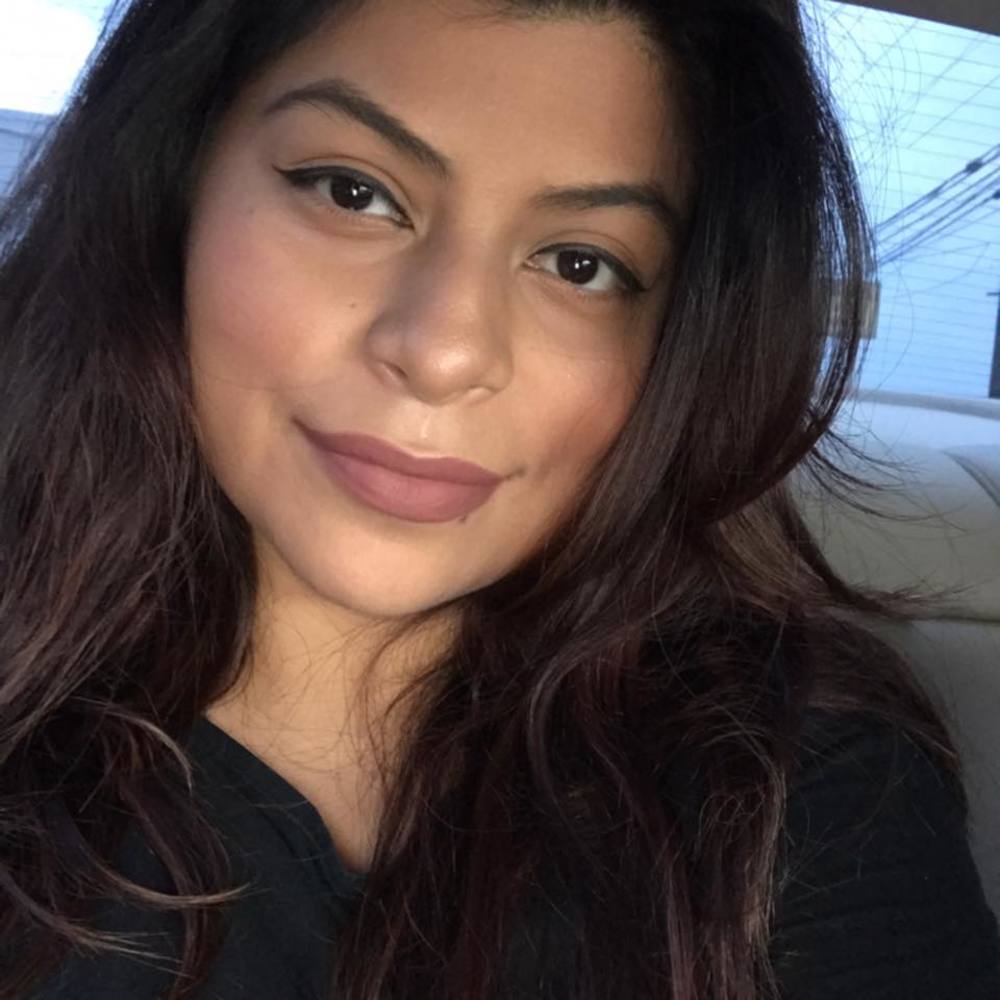 Meet your Posher, Anjelica